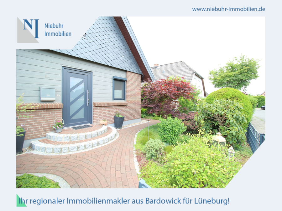 -VERKAUFT- Attraktives Einfamilienhaus mit Vollkeller in beliebter Lage von Lüneburg - ImmoScout24-VP-Siegel